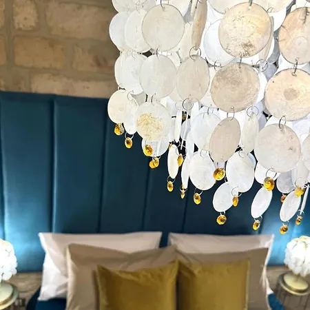 Konukevi L'antica Dimora Deluxe 3*